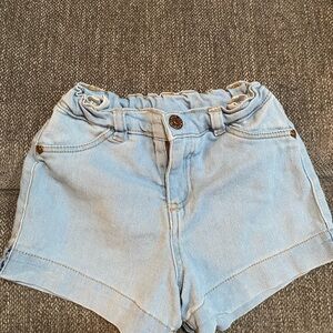 Vince Camuto Light Blue girls size 6X Denim Shorts with adjustable waist. GUC